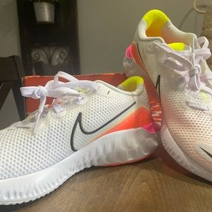 Nike Renew sneakers